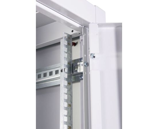  Шкаф коммутационный ЦМО ШТК-Э-42.6.6-13АА напольный 24U 600x600мм пер.дв.стекл металл серый 