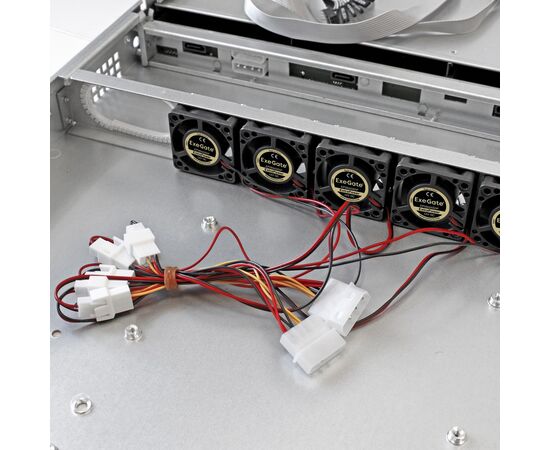  Корпус Exegate Pro 1U660-HS04 EX265517RUS RM 19", высота 1U, глубина 660, БП 300DS, 4xHotSwap, USB 