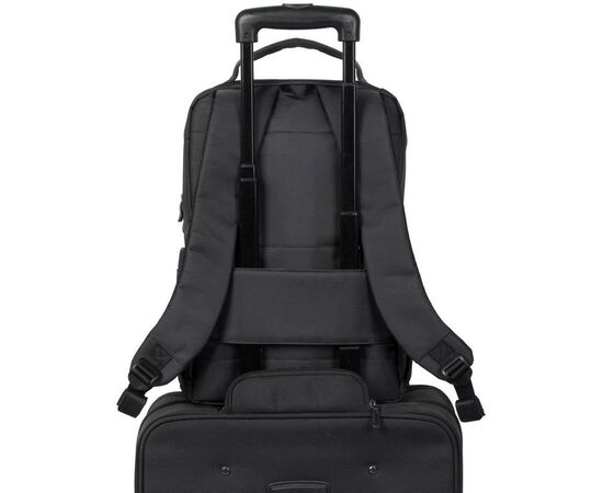  Рюкзак для ноутбука 15.6" Riva 8262 черный полиэстер 