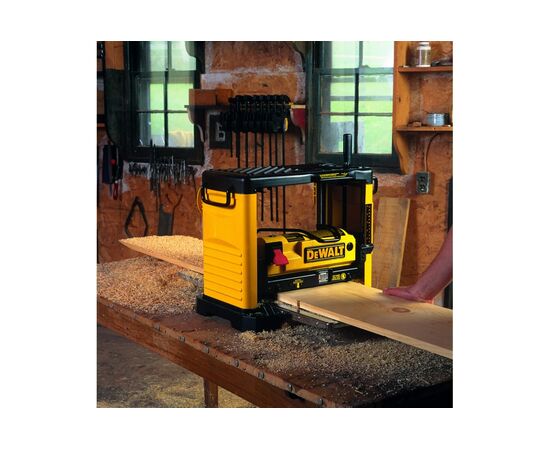  Станок рейсмусовый Dewalt DW733-QS 