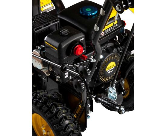  Снегоуборщик Huter SGC 4800E. 