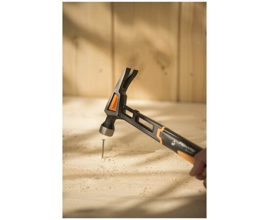  Молоток Fiskars 1027203 