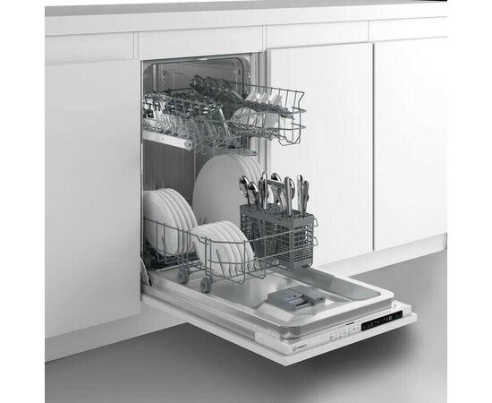  Встраиваемая посудомоечная машина INDESIT RWM 8E55 