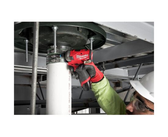 Винтоверт импульсный Milwaukee M12 Fuel FQID-202X (4933464973) 2АКБ+ЗУ 