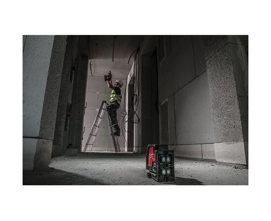  Лазерный нивелир Milwaukee L4 CLLP-301C (4933478099) 