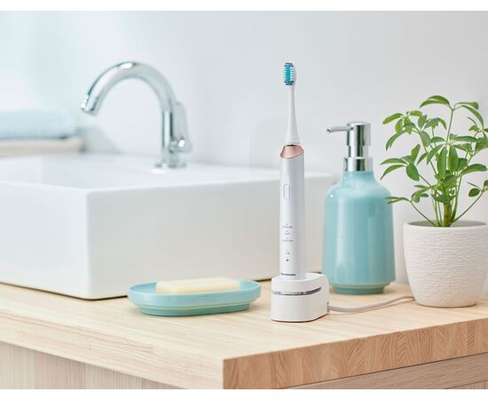  Электрическая зубная щетка Panasonic EW-DC12-W520 белый 