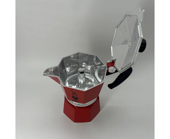  Гейзерная кофеварка Bialetti Moka Express Rossa 4942 на 3 чашки 